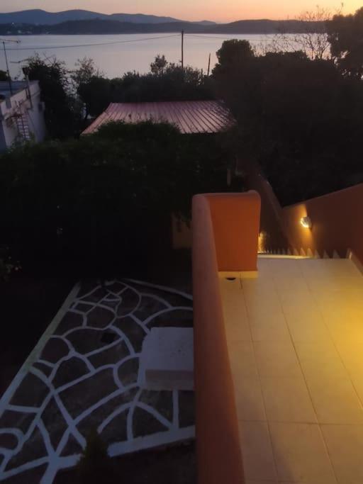 Penthouse Studio Next To The Sea Salamine Extérieur photo