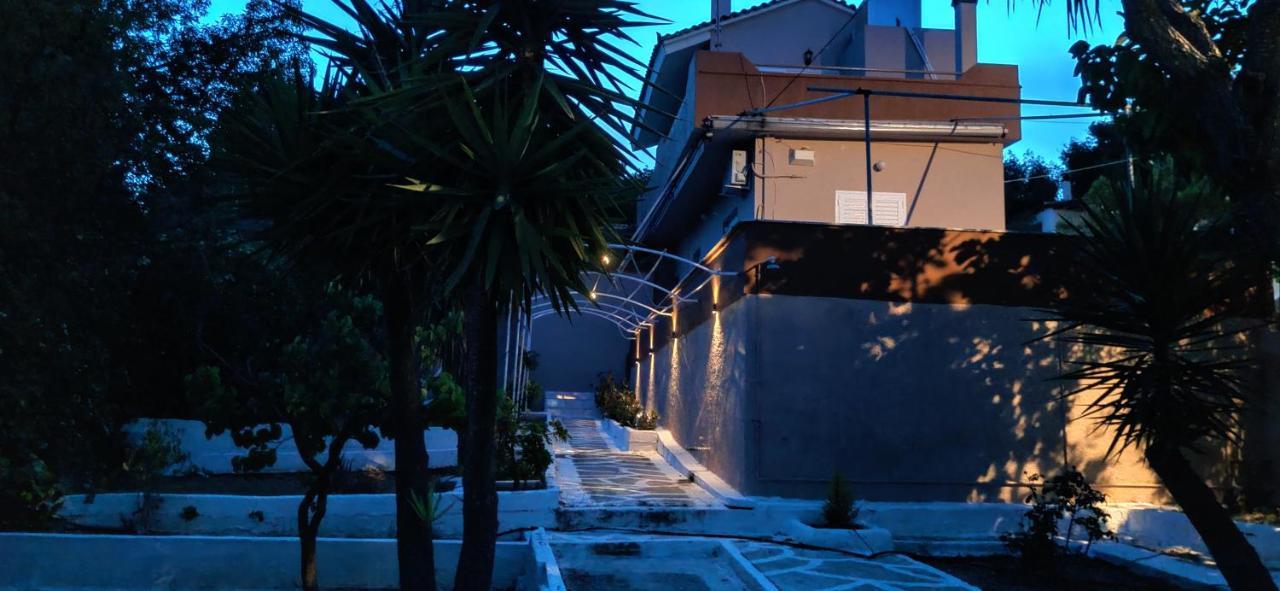 Penthouse Studio Next To The Sea Salamine Extérieur photo